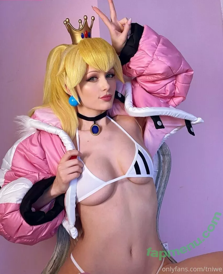 Tniwe nude photo #0914 (Tniwe)