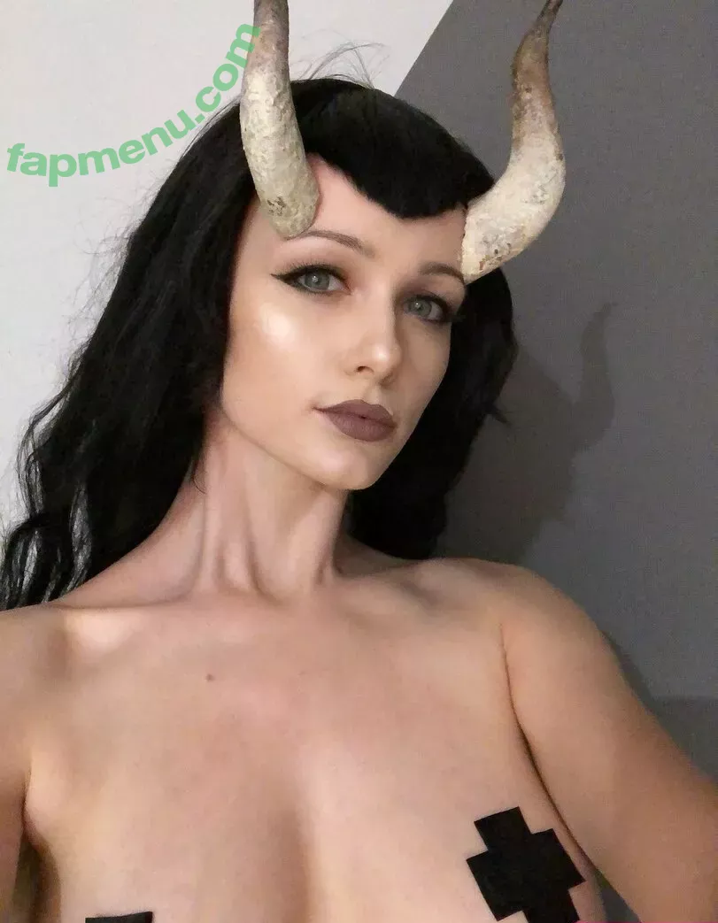 Tniwe nude photo #0928 (Tniwe)