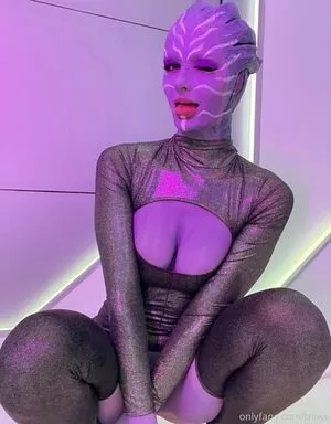 Tniwe nude photo #1106