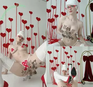 Tniwe nude photo #1996