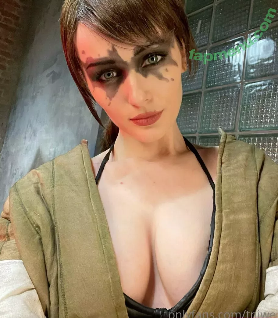Tniwe nude photo #1162 (Tniwe)