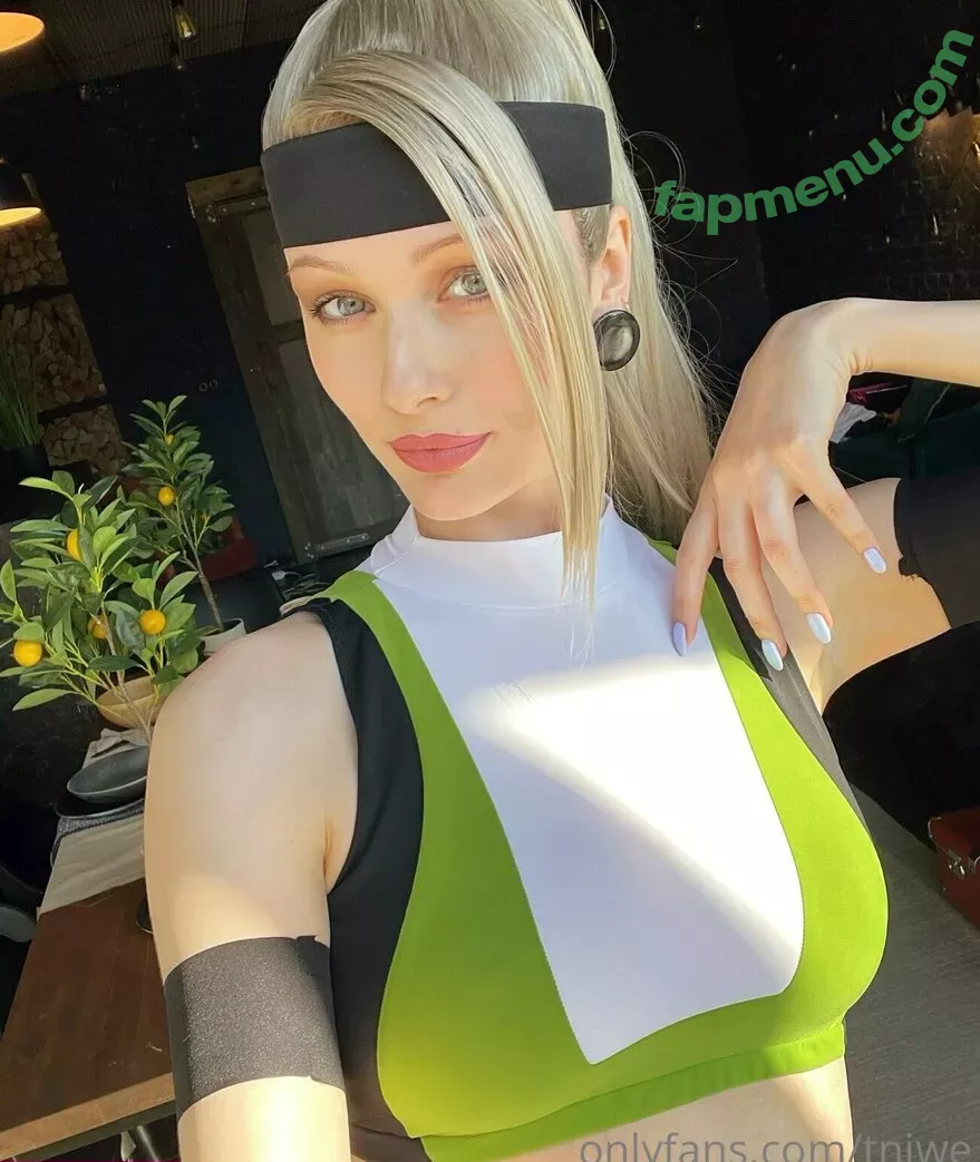 Tniwe nude photo #1270 (Tniwe)