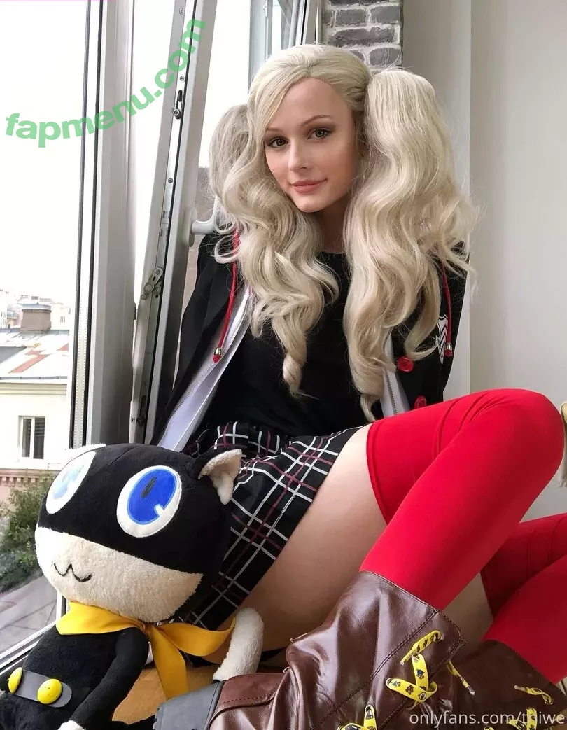 Tniwe nude photo #1280 (Tniwe)