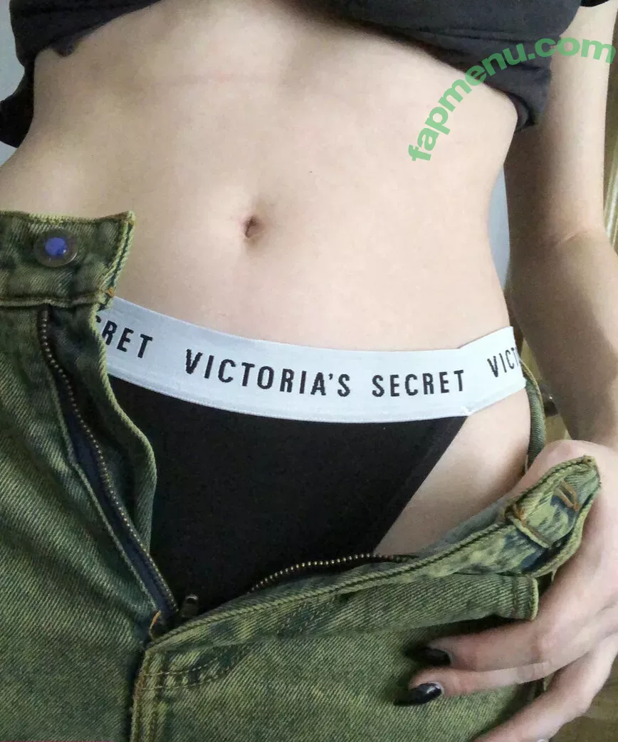 Tniwe nude photo #1281 (Tniwe)