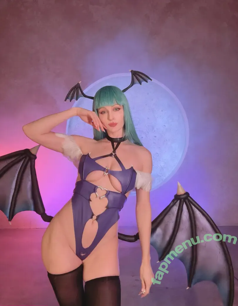 Tniwe nude photo #2575 (Tniwe)