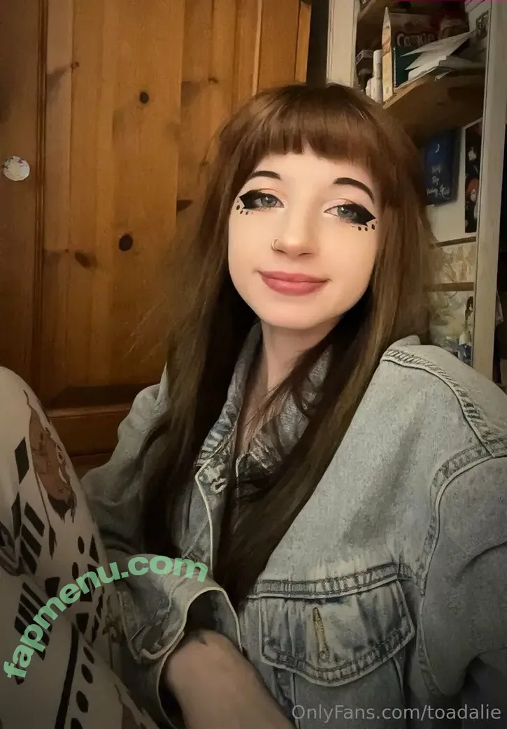 toadalie nude photo #0031 (toadalie)