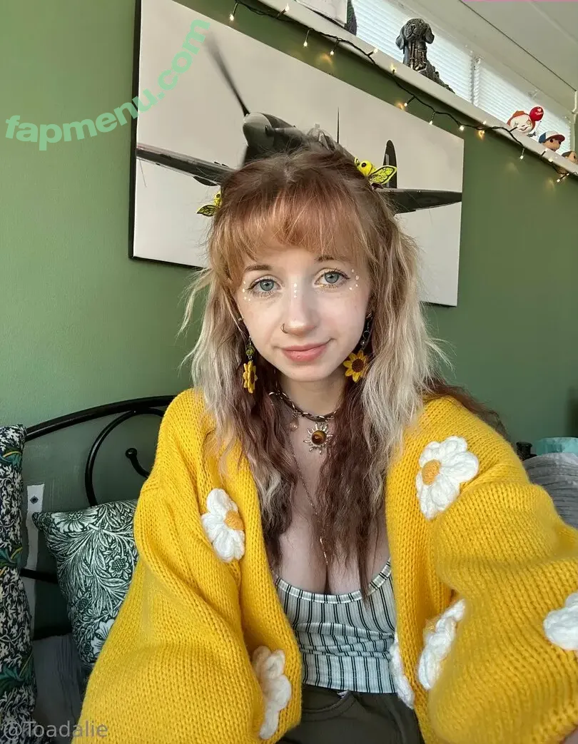 toadalie nude photo #0039 (toadalie)