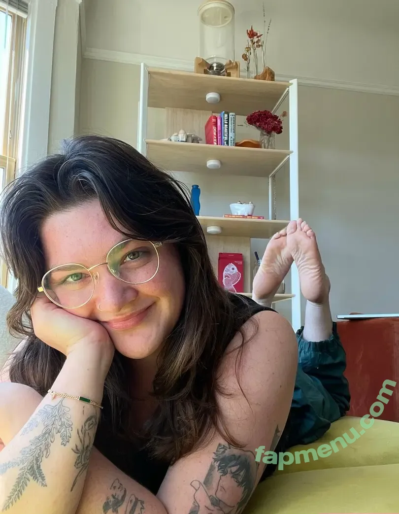 toesandtattoosforyou nude photo #0001 (reel)