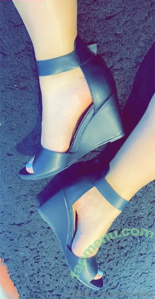 toesnthings833 nude photo #0001 (toesnthings833)