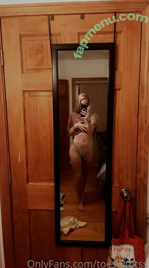 toestytotss nude photo #0007 (tassstty_toes)