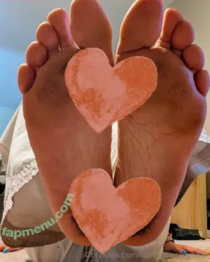 toetally-enjoyable / toe_tally_fun nude photo #0002