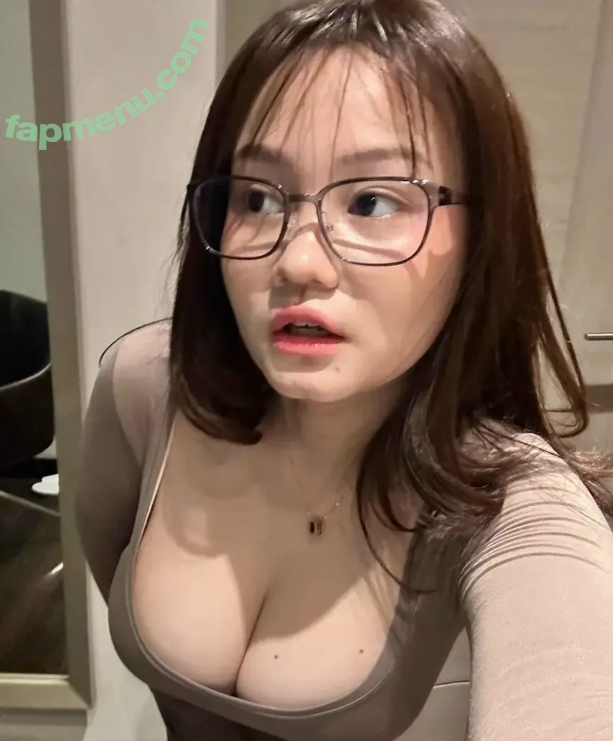 Tokyovibes nude photo #0298 (initokyolagi / tokyovibess_)