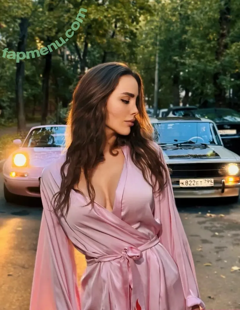 Toma Zhdanova nude photo #0357 (_tomato_333_)