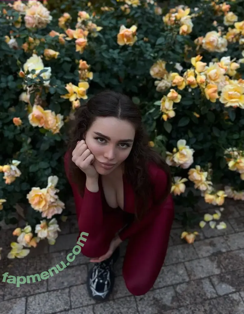 Toma Zhdanova nude photo #0362 (_tomato_333_)