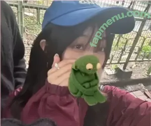 Toma / sliceoftoma / toma_officiel nude photo #0043