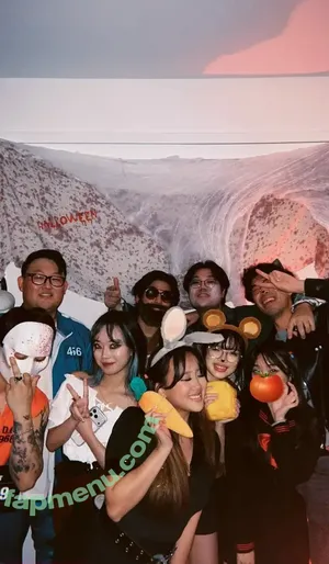 Toma / sliceoftoma / toma_officiel nude photo #0045