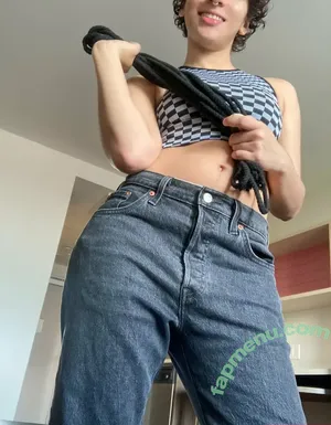 tomboij / tomboiiburlesque nude photo #0025