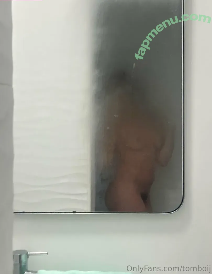 tomboij nude photo #0032 (tomboiiburlesque)