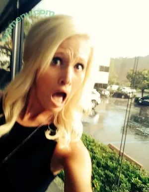 Tomi Lahren / tomilahren nude photo #0193