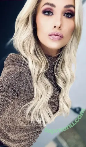 Tomi Lahren / tomilahren nude photo #0256