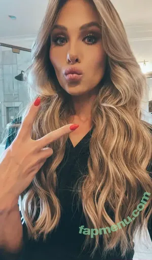 Tomi Lahren / tomilahren nude photo #0260