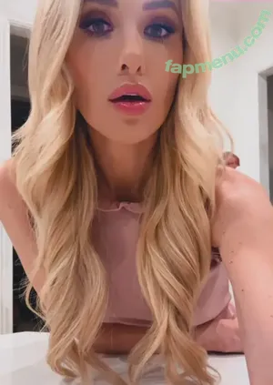 Tomi Lahren / tomilahren nude photo #0316