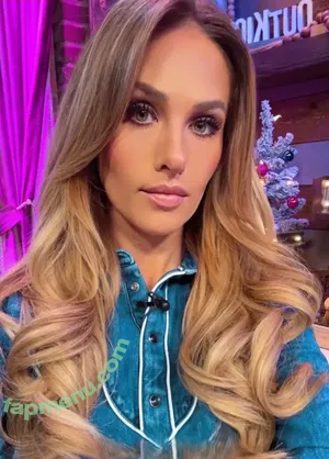 Tomi Lahren / tomilahren nude photo #0324