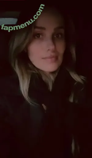 Tomi Lahren / tomilahren nude photo #0329