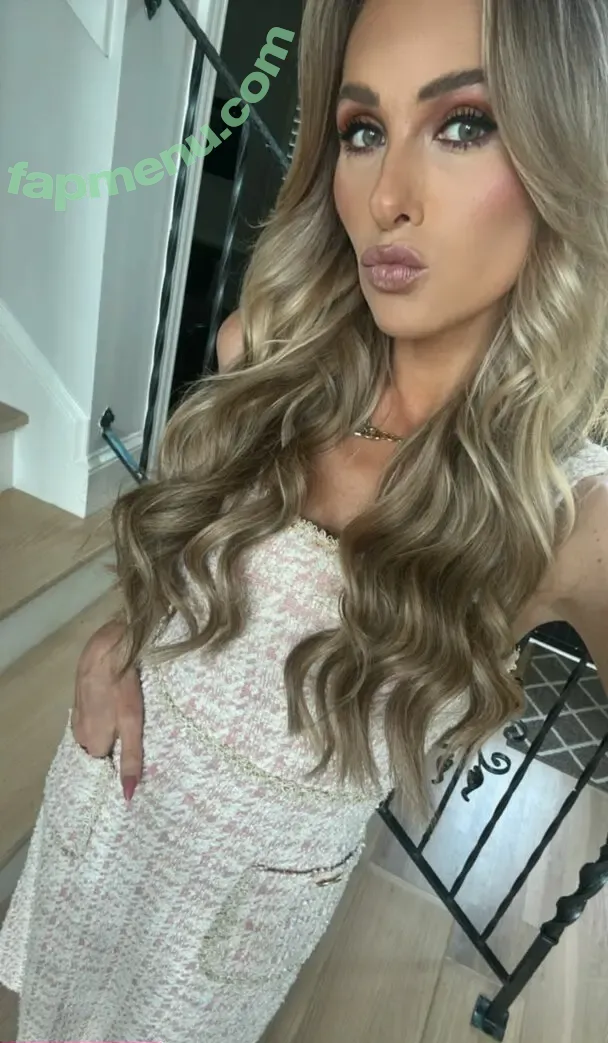 Tomi Lahren nude photo #0222 (tomilahren)