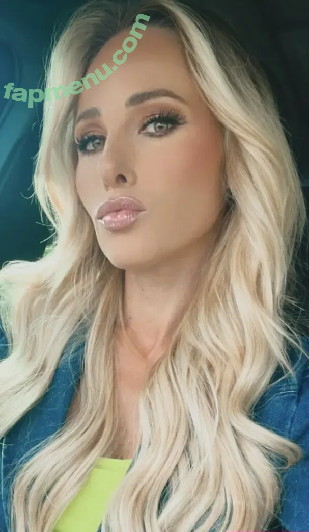 Tomi Lahren nude photo #0276 (tomilahren)