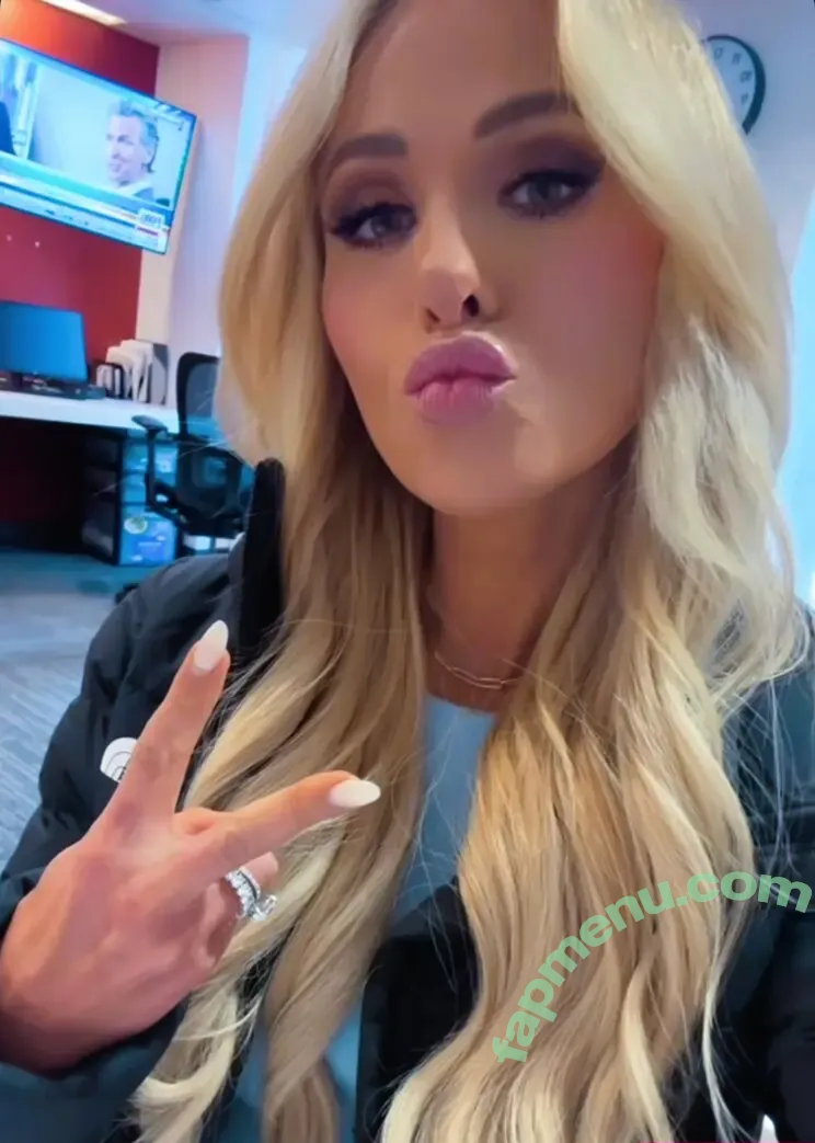 Tomi Lahren nude photo #0308 (tomilahren)