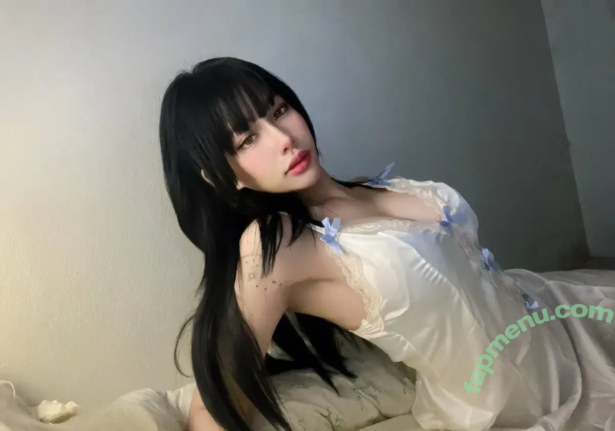 Tomieisme nude photo #0005 (Tomieisme)