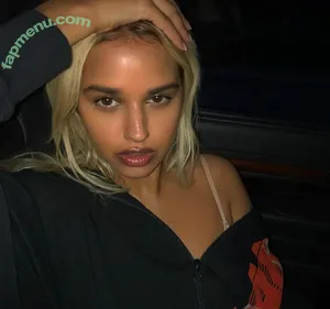 Tommy Genesis / goodnightangel / tommygenesis nude photo #0001