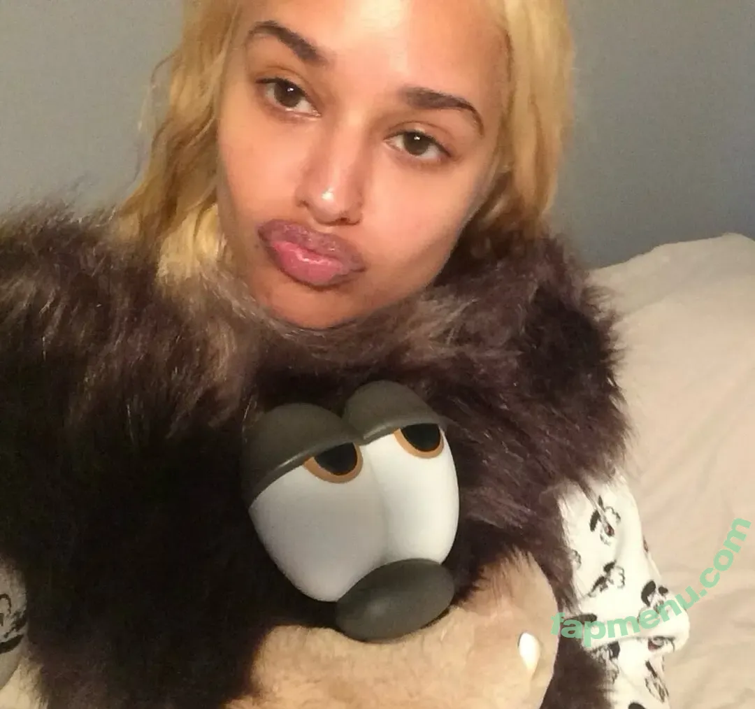 Tommy Genesis nude photo #0105 (goodnightangel / tommygenesis)