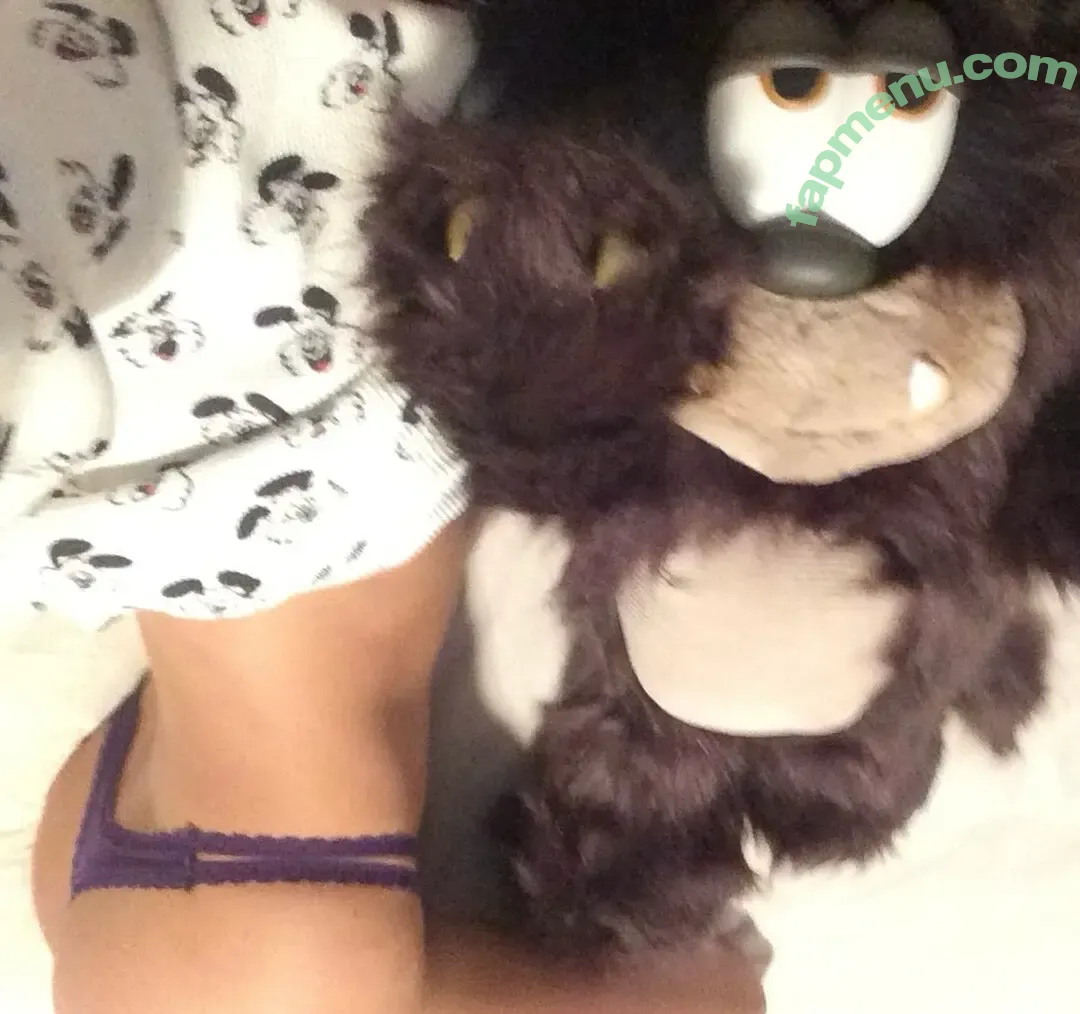 Tommy Genesis nude photo #0107 (goodnightangel / tommygenesis)