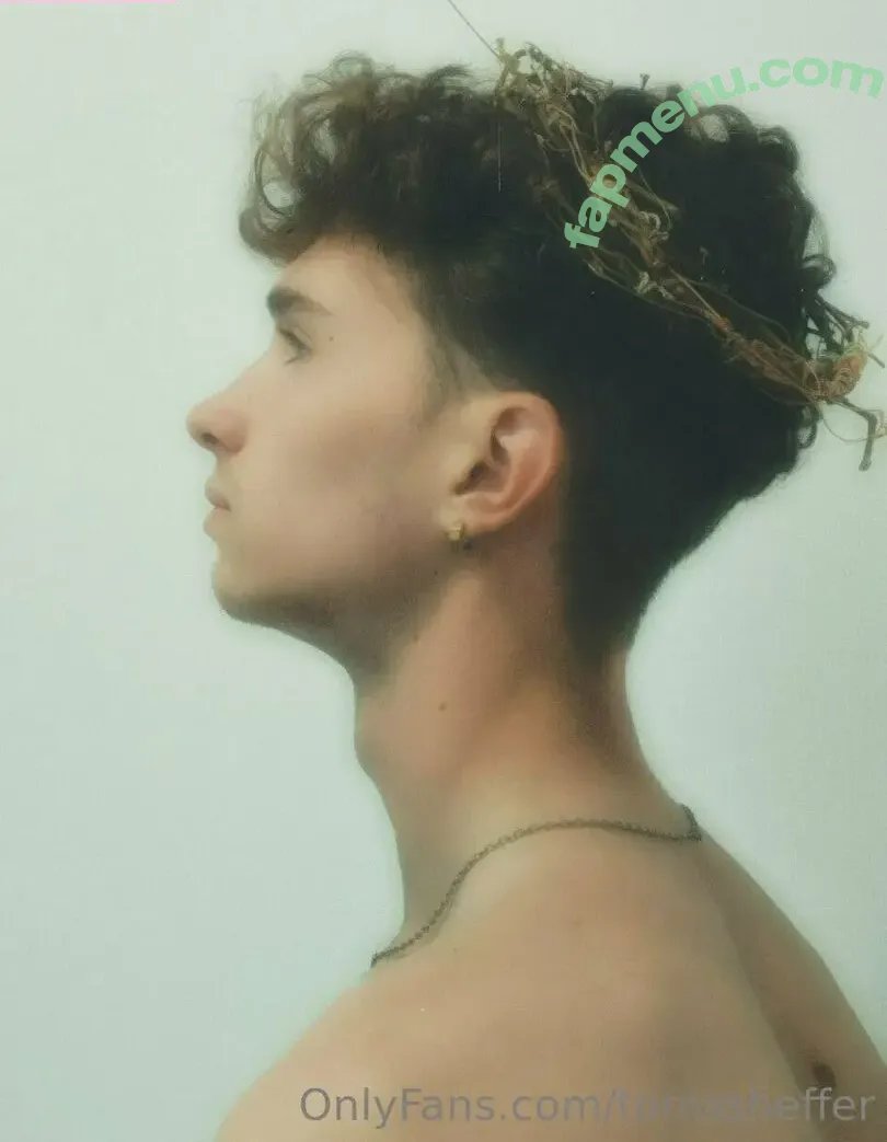 tomssheffer nude photo #0004 (tomssheffer)