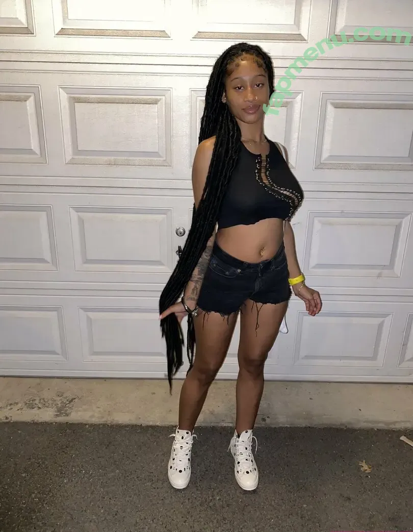 Tone_monii nude photo #0004 (Jadedd4u / pretty_emonii)