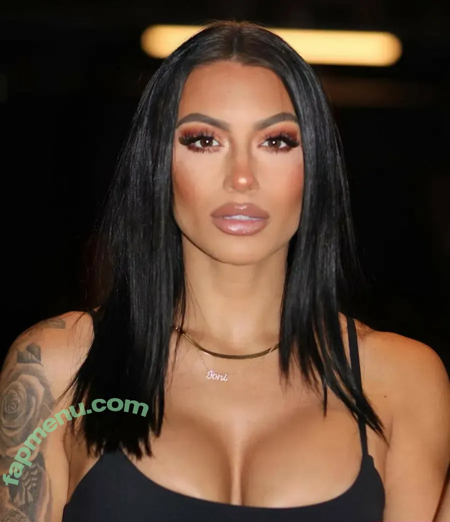 Toni Berenato nude photo #0021 (toniberenato)