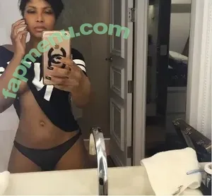 Toni Braxton / tonibraxton nude photo #0017