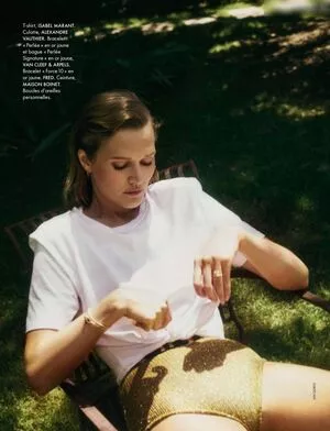 Toni Garrn / tonigarrn nude photo #0428