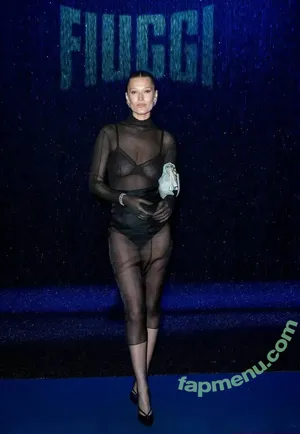 Toni Garrn / tonigarrn nude photo #0667