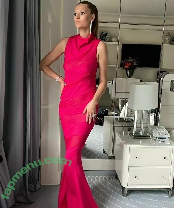 Toni Garrn nude photo #0019 (tonigarrn)