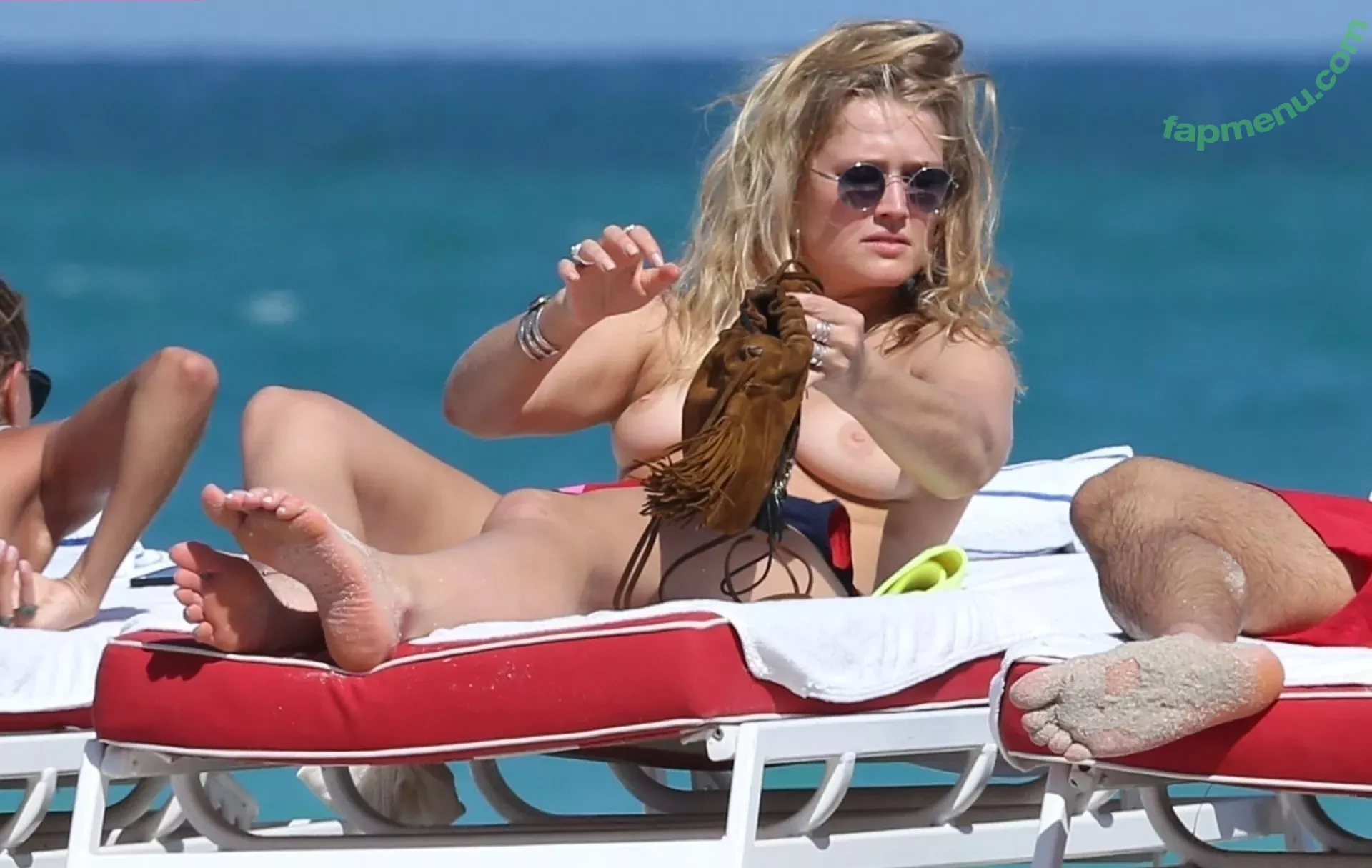 Toni Garrn nude photo #0150 (tonigarrn)