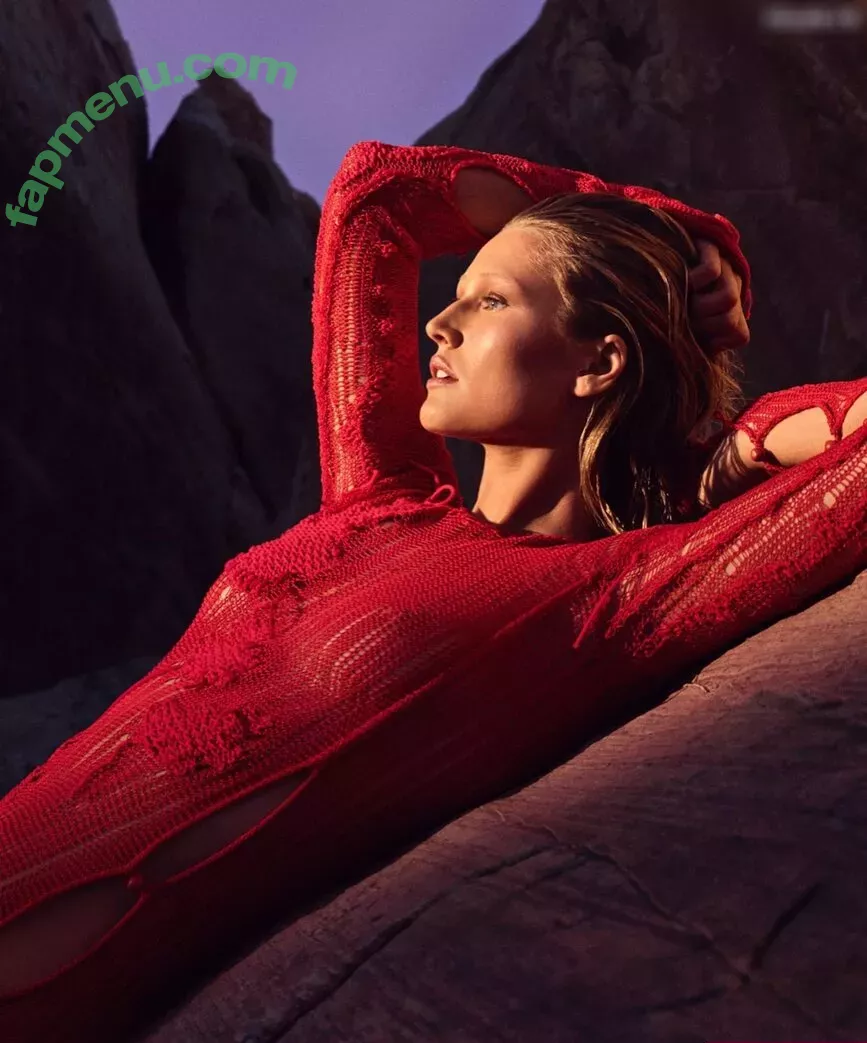 Toni Garrn nude photo #0162 (tonigarrn)