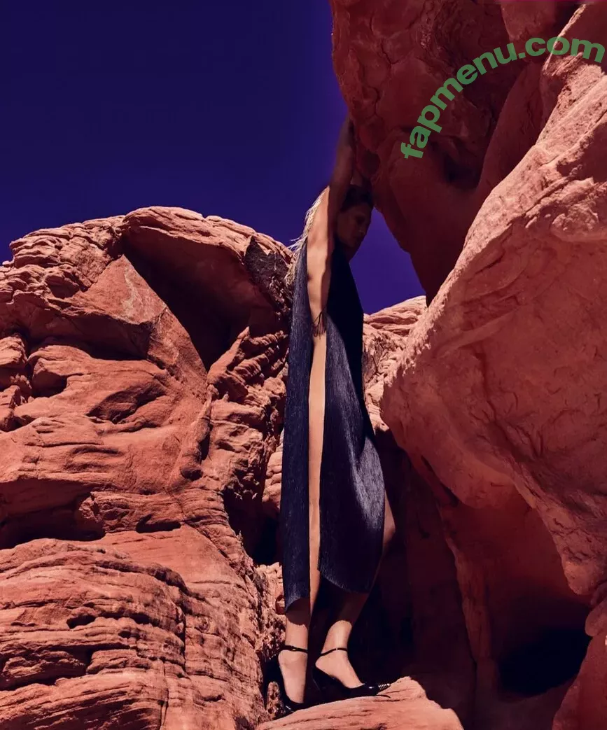 Toni Garrn nude photo #0165 (tonigarrn)