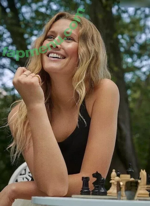 Toni Garrn nude photo #0189 (tonigarrn)