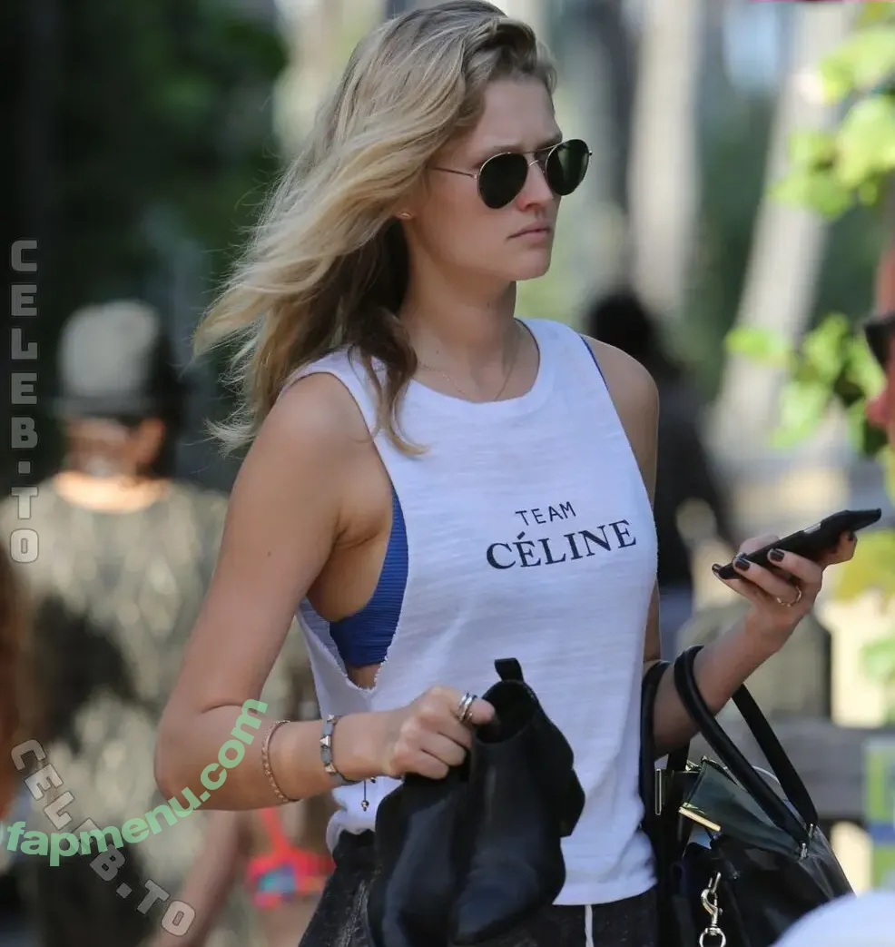 Toni Garrn nude photo #0688 (tonigarrn)