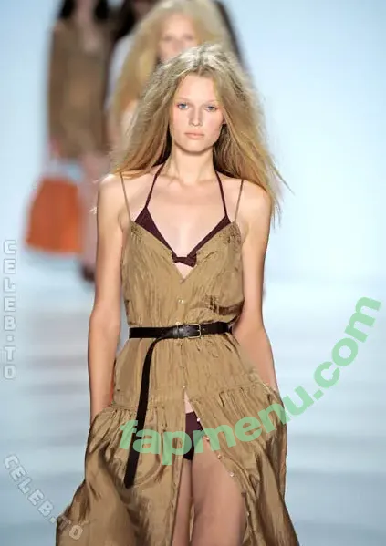 Toni Garrn nude photo #0711 (tonigarrn)