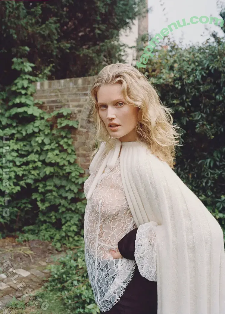 Toni Garrn nude photo #0767 (tonigarrn)