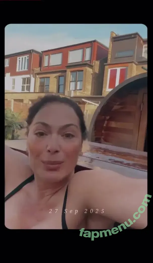 Tonia Buxton nude photo #0058 (toniabuxton)